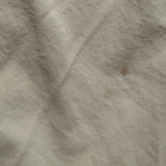 Women's Beige Cargo Shorts Size 8 - Picture 5 of 9